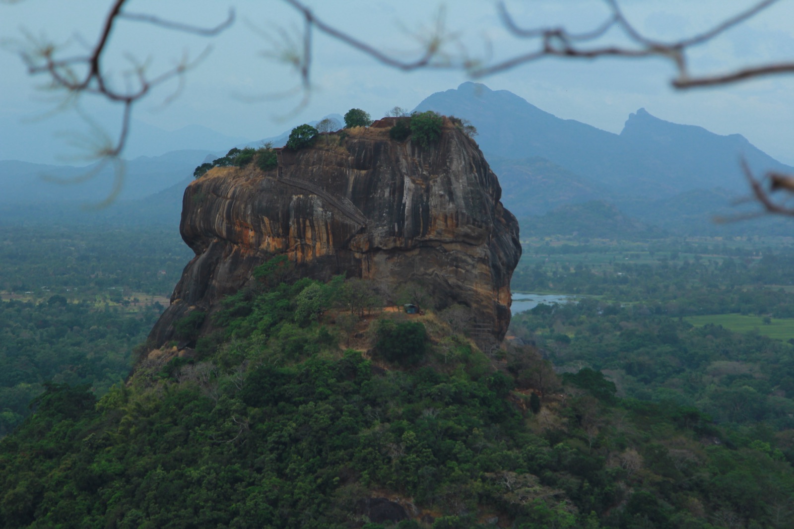 Discover Sri Lanka in 5 Days